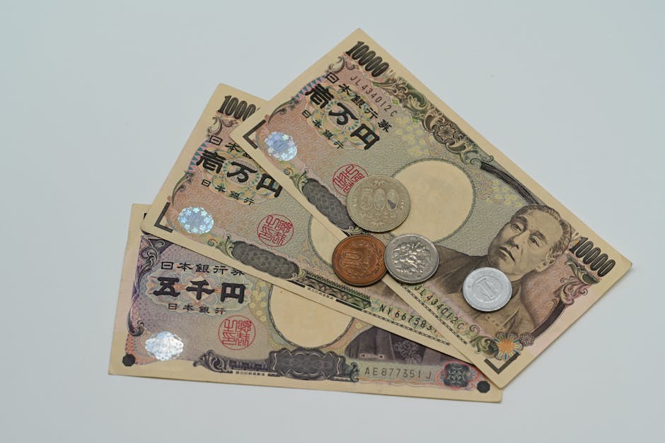 日本円コインの並んだ画像